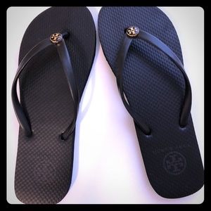 NWOT. Tory Birch Black Flip Flops